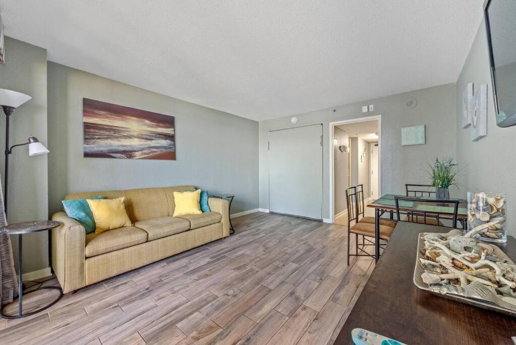 Apartamento Note Worthy 1Br Oceanview Dogs Ok! 438 Myrtle Beach Exterior foto